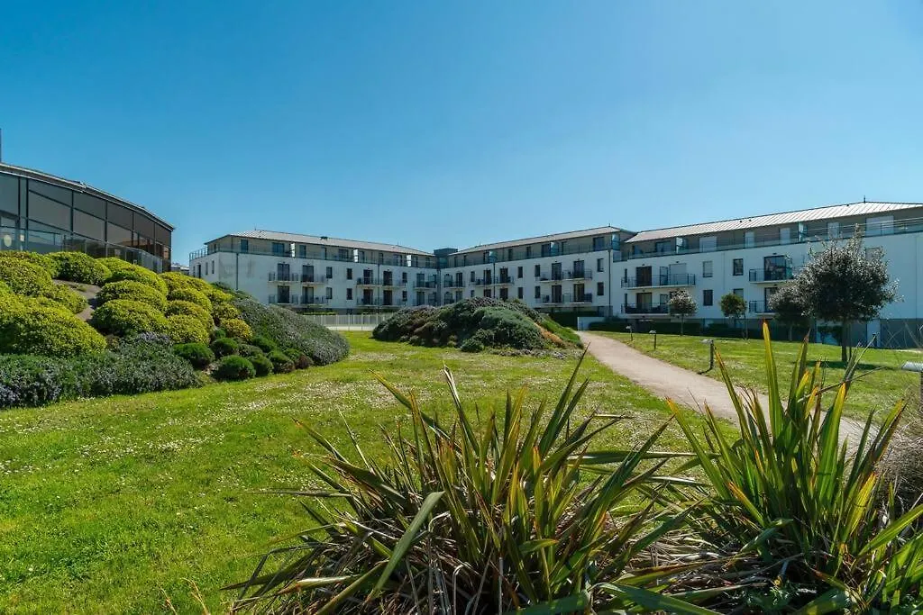 Apartment Les Thermes 408 - Appt Pour 4 Avec Piscine Partagee Concarneau
