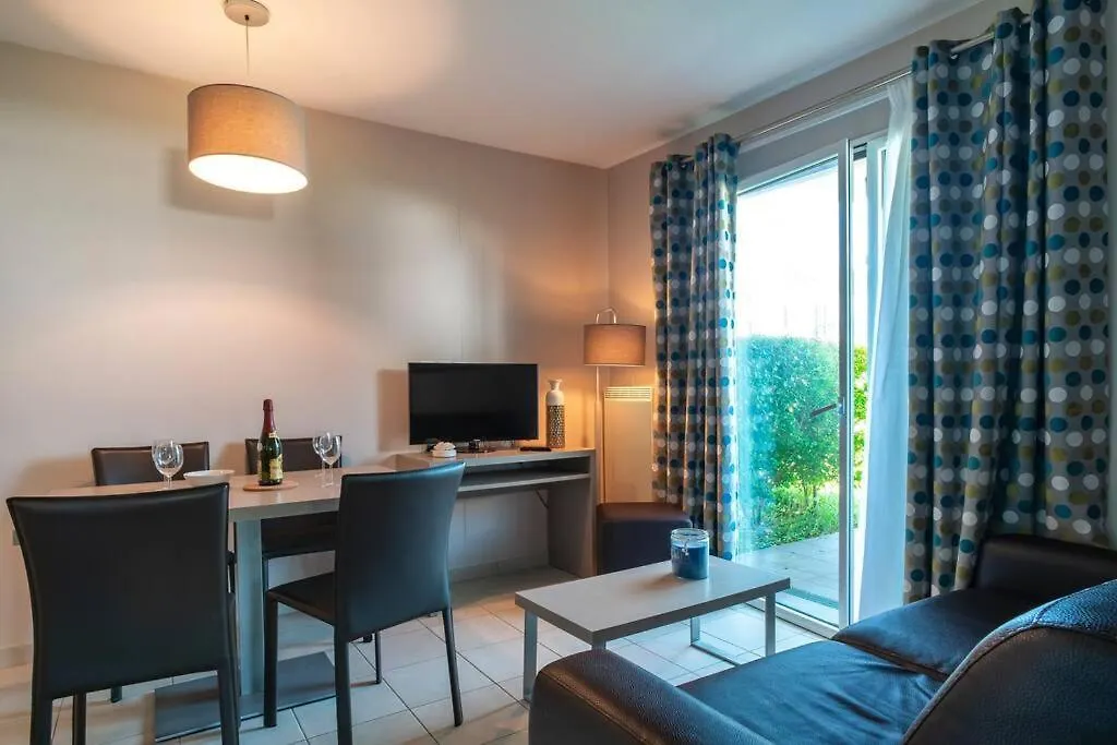 Les Thermes 408 - Appt Pour 4 Avec Piscine Partagee Concarneau 0*,