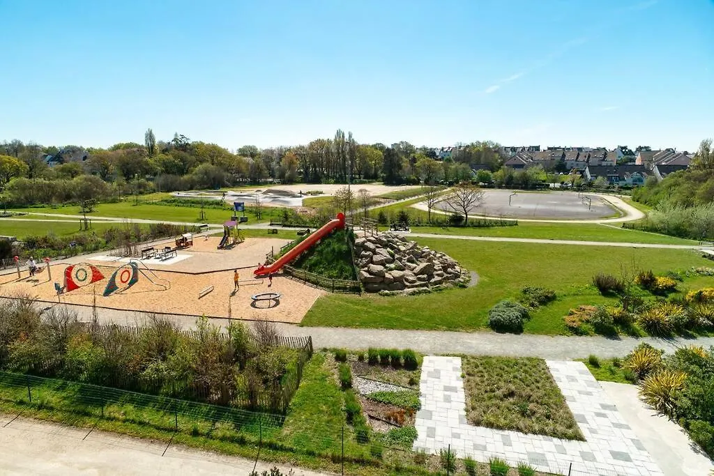 Les Thermes 408 - Appt Pour 4 Avec Piscine Partagee Concarneau 0*,  France